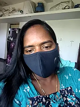 Snapshot of Tamil_Sangeetha chatting on 04-02-26, 06:22 Tamil Sangeetha online show from 04-02-26, 06:22