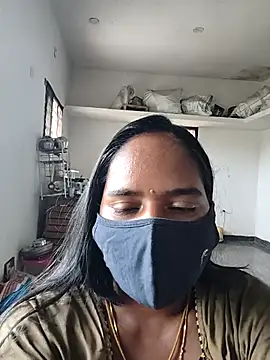 Snapshot of Tamil_Sangeetha chatting on 04-04-26, 06:00 Tamil Sangeetha online show from 04-04-26, 06:00