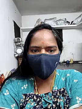 Snapshot of Tamil_Sangeetha chatting on 04-10-26, 10:03 Tamil Sangeetha online show from 04-10-26, 10:03