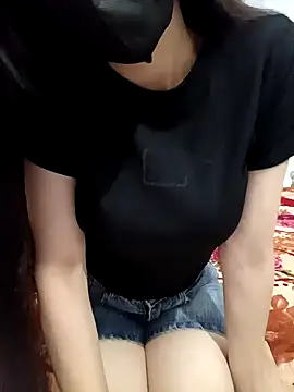 Anna Lovelly online show from 04-12-26, 04:12