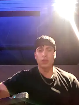 Snapshot of nico_herrera__ chatting on 04-01-26, 01:39 nico herrera online show from 04-01-26, 01:39