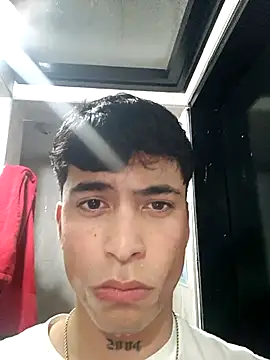 Snapshot of nico_herrera__ chatting on 04-07-26, 02:34 nico herrera online show from 04-07-26, 02:34