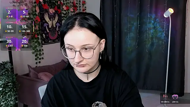 Snapshot of Ame_Core chatting on 04-02-26, 02:15 Ame Core online show from 04-02-26, 02:15