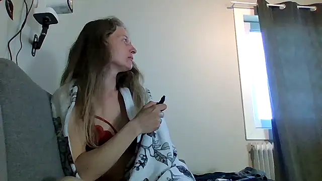 BlondeXtar online show from 04-24-26, 05:54
