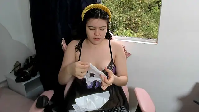 Alexa Missfortune online show from 07-20-26, 09:17
