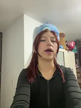 Snapshot of KEZIAH- chatting on 04-03-26, 12:08 KEZIAH- online show from 04-03-26, 12:08