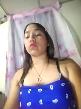 Snapshot of erikabella chatting on 04-02-26, 01:14 erikabella online show from 04-02-26, 01:14