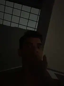 Snapshot of Josehjr chatting on 03-31-26, 05:52 Josehjr online show from 03-31-26, 05:52