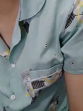 -Trang- online show from 04-24-26, 08:06