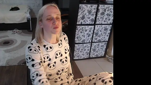 Sweet hot shrmp online show from 04-21-26, 02:12