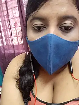 Snapshot of Tami-sonia chatting on 03-31-26, 06:14 Tami-sonia online show from 03-31-26, 06:14