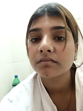   Hot  Lakshmi   online show from 04-17-26, 04:04