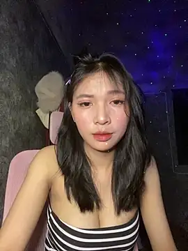 Snapshot of Love-suck12 chatting on 03-30-26, 03:02 Love-suck12 online show from 03-30-26, 03:02