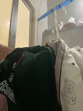 Snapshot of Gina-li chatting on 04-03-26, 01:03 Gina-li online show from 04-03-26, 01:03