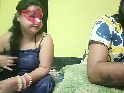 Naina1994 online show from 06-19-26, 08:01