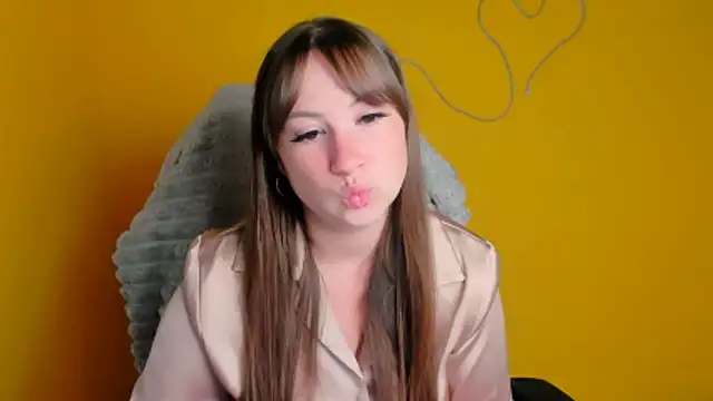 Tiffani Angel online show from 06-19-26, 05:34