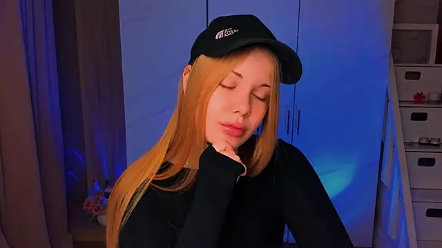 Snapshot of CaseySykes chatting on 05-16-26, 10:30 CaseySykes online show from 05-16-26, 10:30