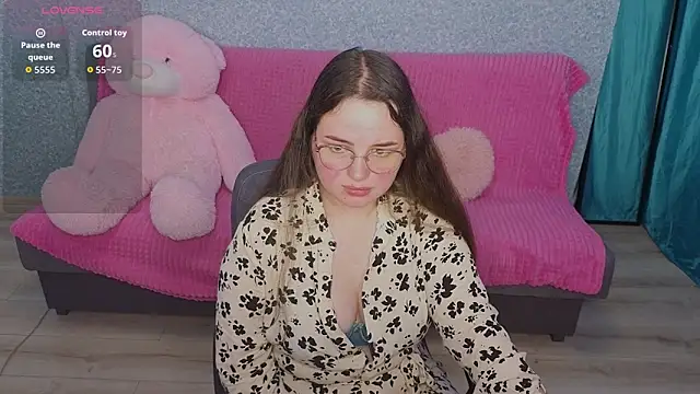 SofiDreamm online show from 05-09-26, 07:52