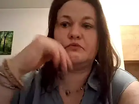 Snapshot of OpheliaMilf chatting on 04-10-26, 07:40 OpheliaMilf online show from 04-10-26, 07:40