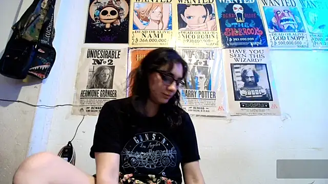 Snapshot of Ellaa_honey chatting on 05-29-26, 02:42 Ellaa honey online show from 05-29-26, 02:42