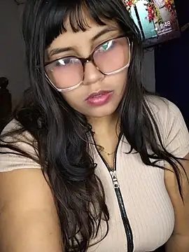 Snapshot of milyhot4 chatting on 04-02-26, 12:47 milyhot4 online show from 04-02-26, 12:47