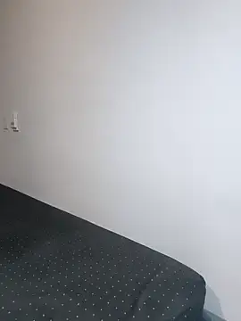 Snapshot of aleenavarro chatting on 04-07-26, 08:04 aleenavarro online show from 04-07-26, 08:04