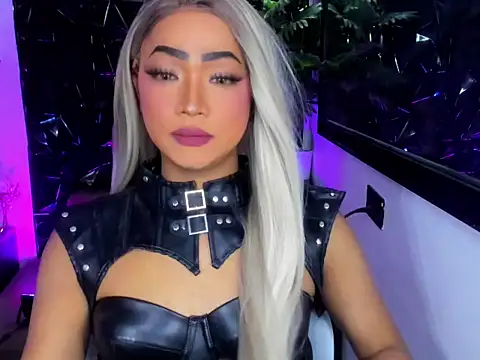 Snapshot of Holy_Flaire chatting on 04-03-26, 08:12 Holy Flaire online show from 04-03-26, 08:12