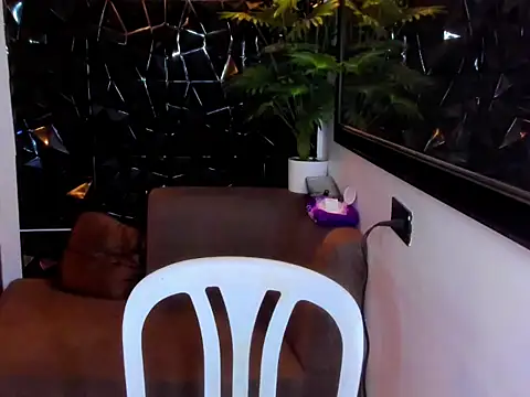 Snapshot of _YourBeautifulShemale_ chatting on 04-04-26, 08:34 YourBeautifulShemale online show from 04-04-26, 08:34