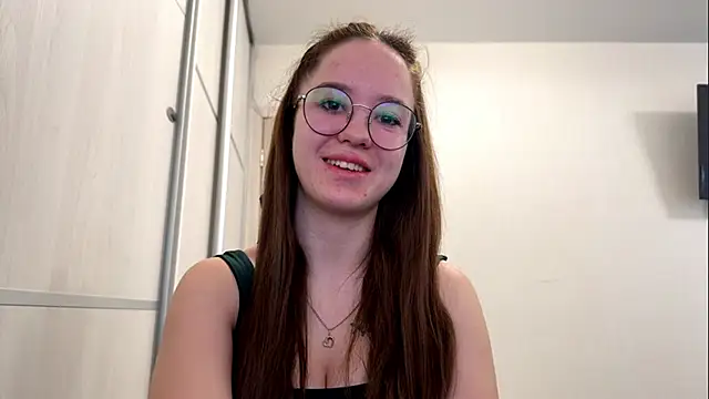 Snapshot of AriaGrand chatting on 04-03-26, 07:06 AriaGrand online show from 04-03-26, 07:06