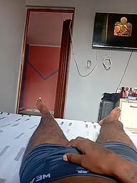 Snapshot of NegiSouza157 chatting on 03-30-26, 06:42 NegiSouza157 online show from 03-30-26, 06:42