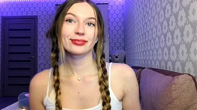 Snapshot of sexyamelia_meow chatting on 05-04-26, 09:00 sexyamelia meow online show from 05-04-26, 09:00
