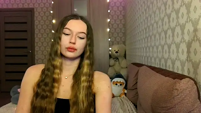 Snapshot of sexyamelia_meow chatting on 05-05-26, 08:28 sexyamelia meow online show from 05-05-26, 08:28