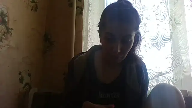 lisa wey online show from 04-25-26, 12:41