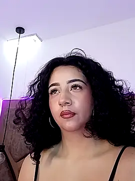 bella swwan  online show from 06-28-26, 07:09
