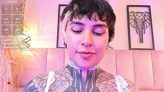 Luana fiore online show from 05-16-26, 07:45