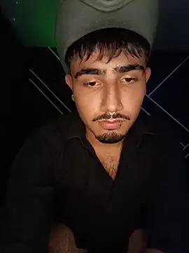 Snapshot of Ares_Blake chatting on 04-07-26, 01:17 Ares Blake online show from 04-07-26, 01:17