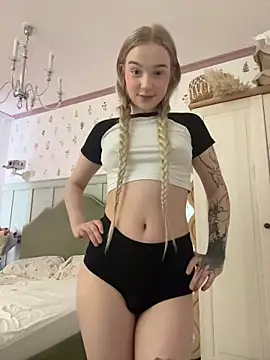 -mimi-mia- online show from 04-29-26, 12:53