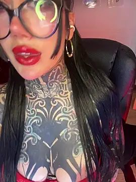 Snapshot of Musedreams chatting on 04-03-26, 12:41 Musedreams online show from 04-03-26, 12:41