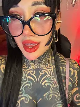 Snapshot of Musedreams chatting on 04-04-26, 02:21 Musedreams online show from 04-04-26, 02:21