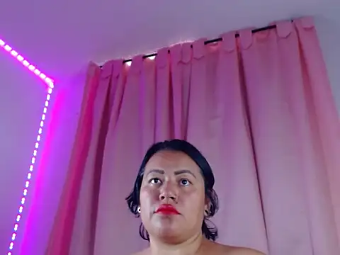 vibeSex1 online show from 04-20-26, 07:15