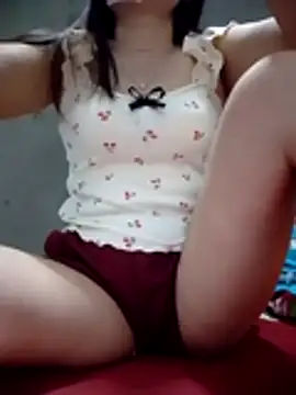 Snapshot of Mi-Naney chatting on 04-03-26, 11:14 Mi-Naney online show from 04-03-26, 11:14