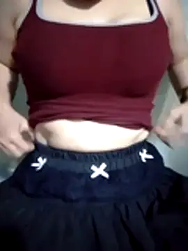 Snapshot of Mi-Naney chatting on 05-12-26, 10:07 Mi-Naney online show from 05-12-26, 10:07