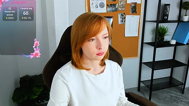 CherryCrushLove online show from 05-23-26, 05:56