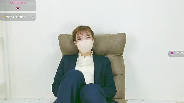 Snapshot of MISOSIRURICE chatting on 06-03-26, 04:12 MISOSIRURICE online show from 06-03-26, 04:12