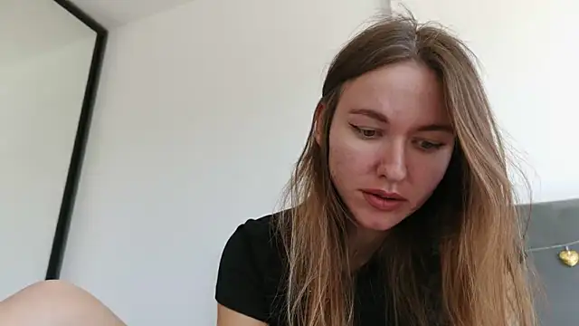 Snapshot of DreamyK chatting on 04-09-26, 11:48 DreamyK online show from 04-09-26, 11:48