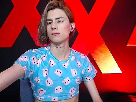 AlanFox1 online show from 04-08-26, 01:33