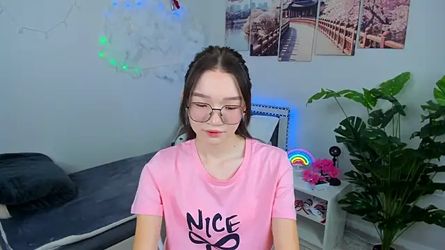 syuri sun online show from 06-16-26, 03:14