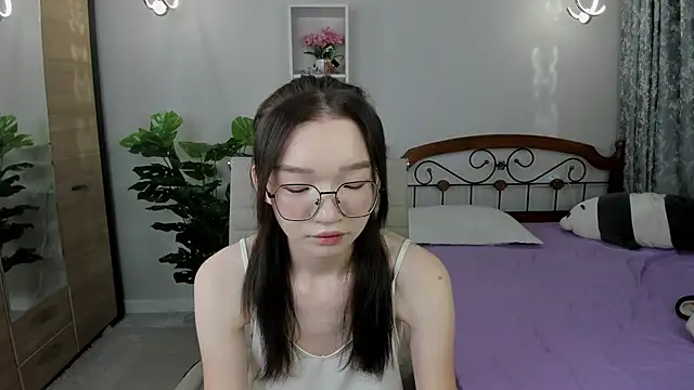 syuri sun online show from 06-27-26, 04:34