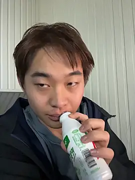 Snapshot of QingLong0012026 chatting on 04-02-26, 01:20 QingLong0012026 online show from 04-02-26, 01:20