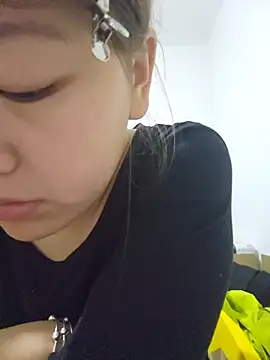mianmian-666 online show from 06-10-26, 05:07